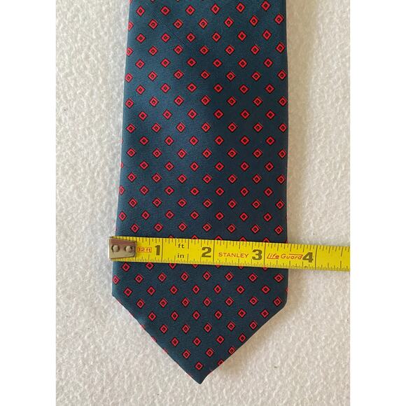 College Hall Men's Tie Navy With Red Squares 3.5” x 60" Imported From Italy EUC - Picture 2 of 6